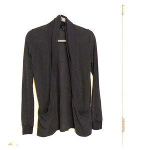 Grey sweater with pockets